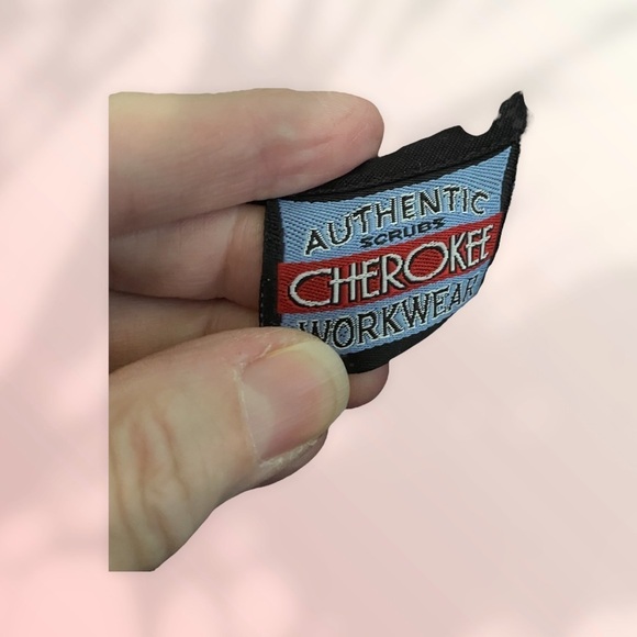 CHEROKEE Scrub Set - Picture 4 of 4